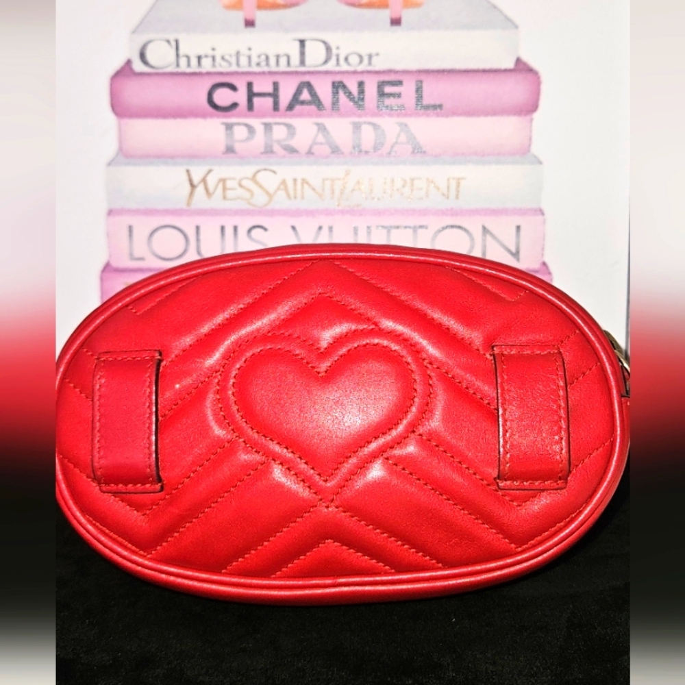 Gucci GG Red Calfsking Belt Bag with Gold Logo - Picture 6 of 16